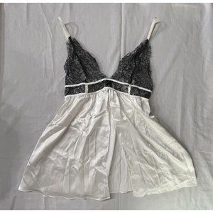 Victorias Secret White Black Lace See Through Open Front Chemise L Black Label